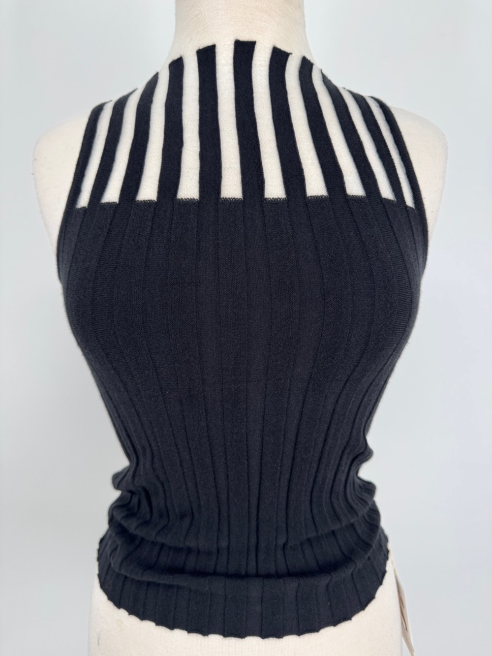 Commense Women's Black Top